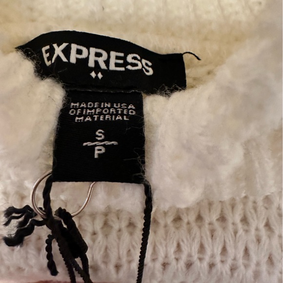 Express cream colored sweater NWT - Picture 5 of 7